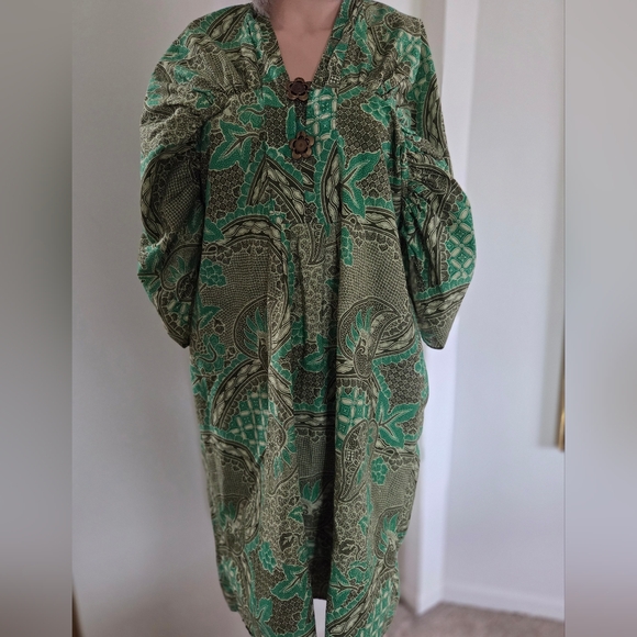 UNBRANDED Dresses & Skirts - Boho Green Paisley V-Neck Kaftan Dress Size Small
